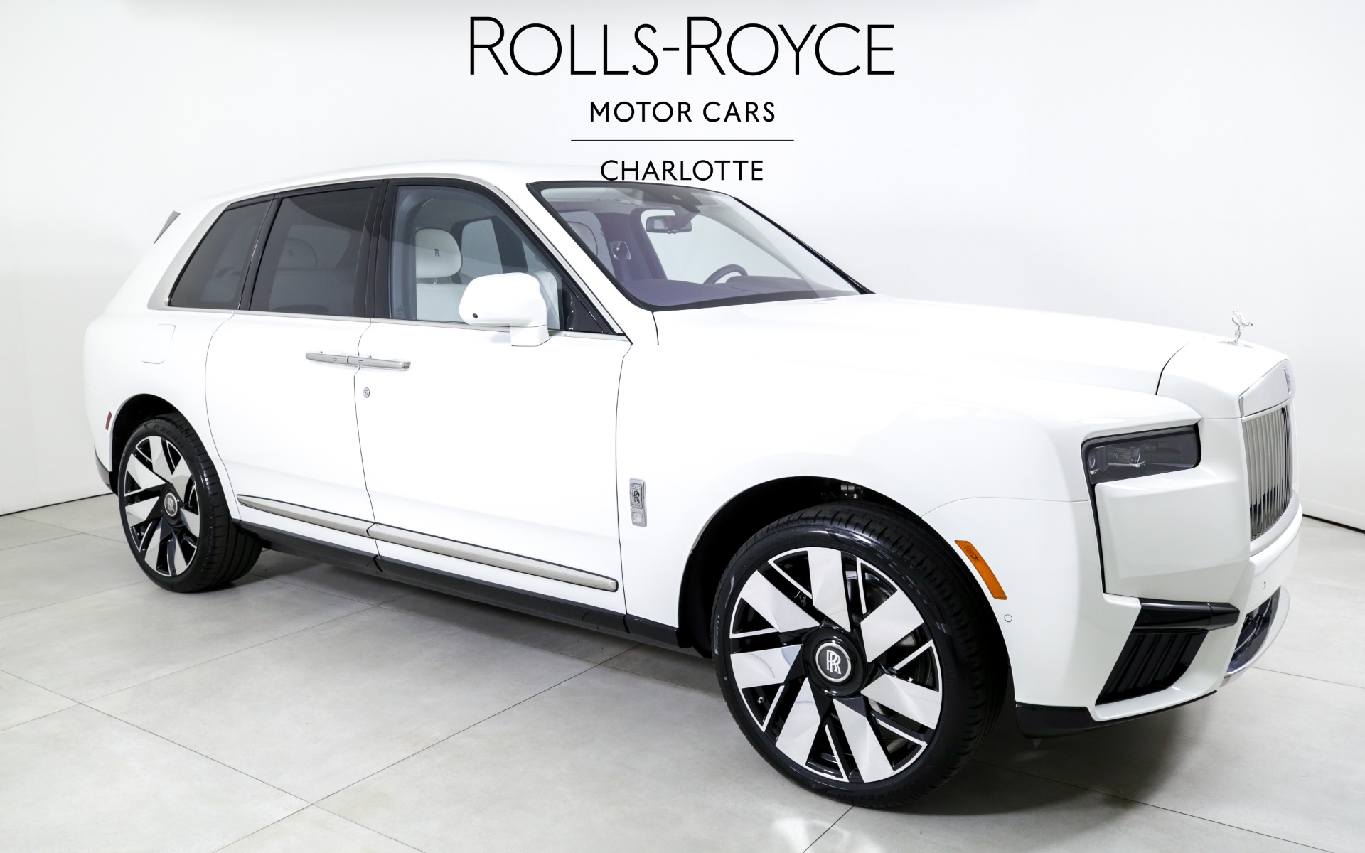 New 2025 Rolls-Royce Cullinan | Charlotte, NC