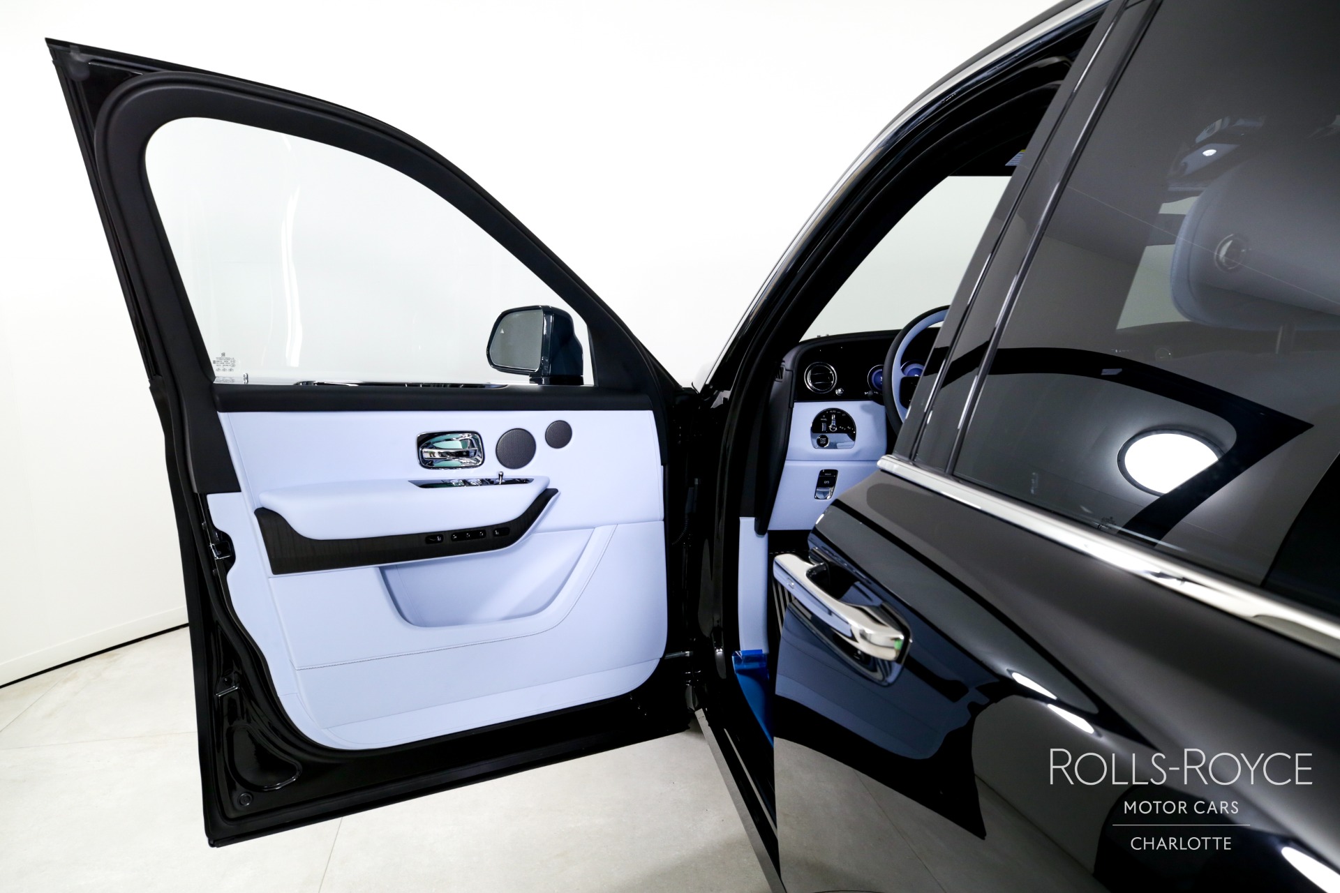 New 2025 Rolls-Royce Cullinan | Charlotte, NC