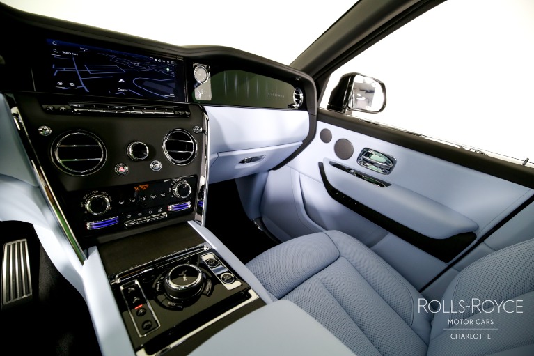 New-2025-Rolls-Royce-Cullinan