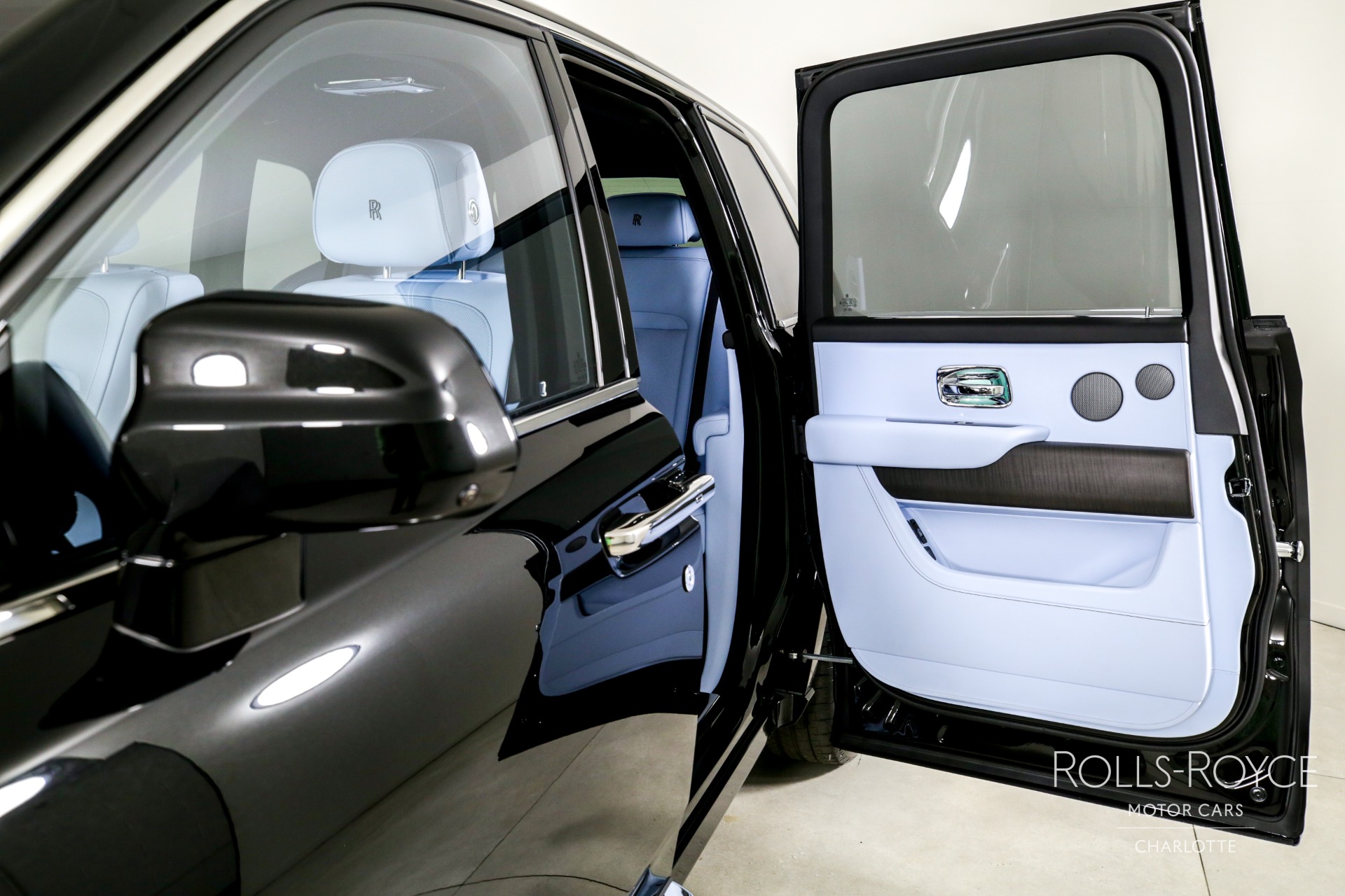 New 2025 Rolls-Royce Cullinan | Charlotte, NC