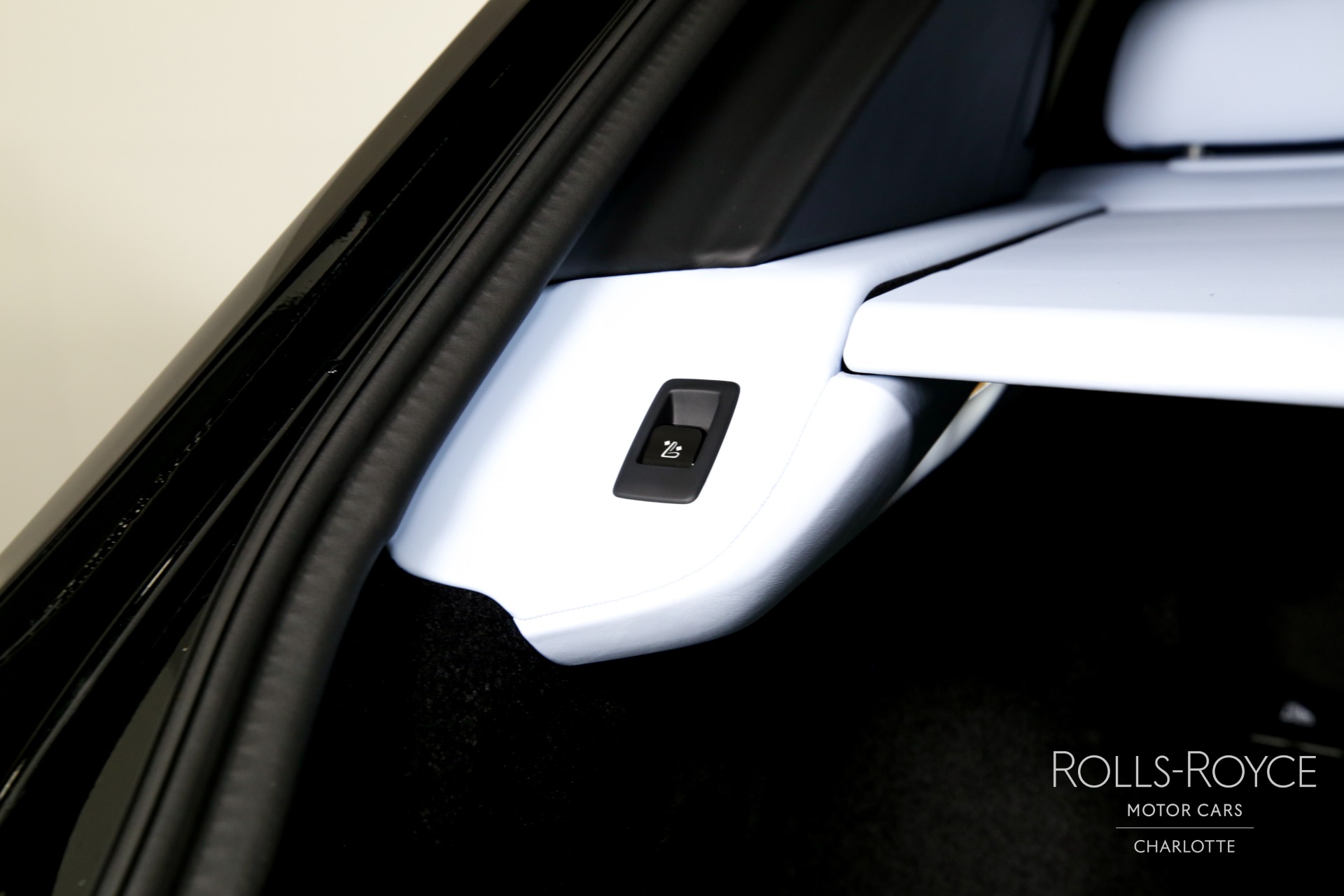 New 2025 Rolls-Royce Cullinan | Charlotte, NC