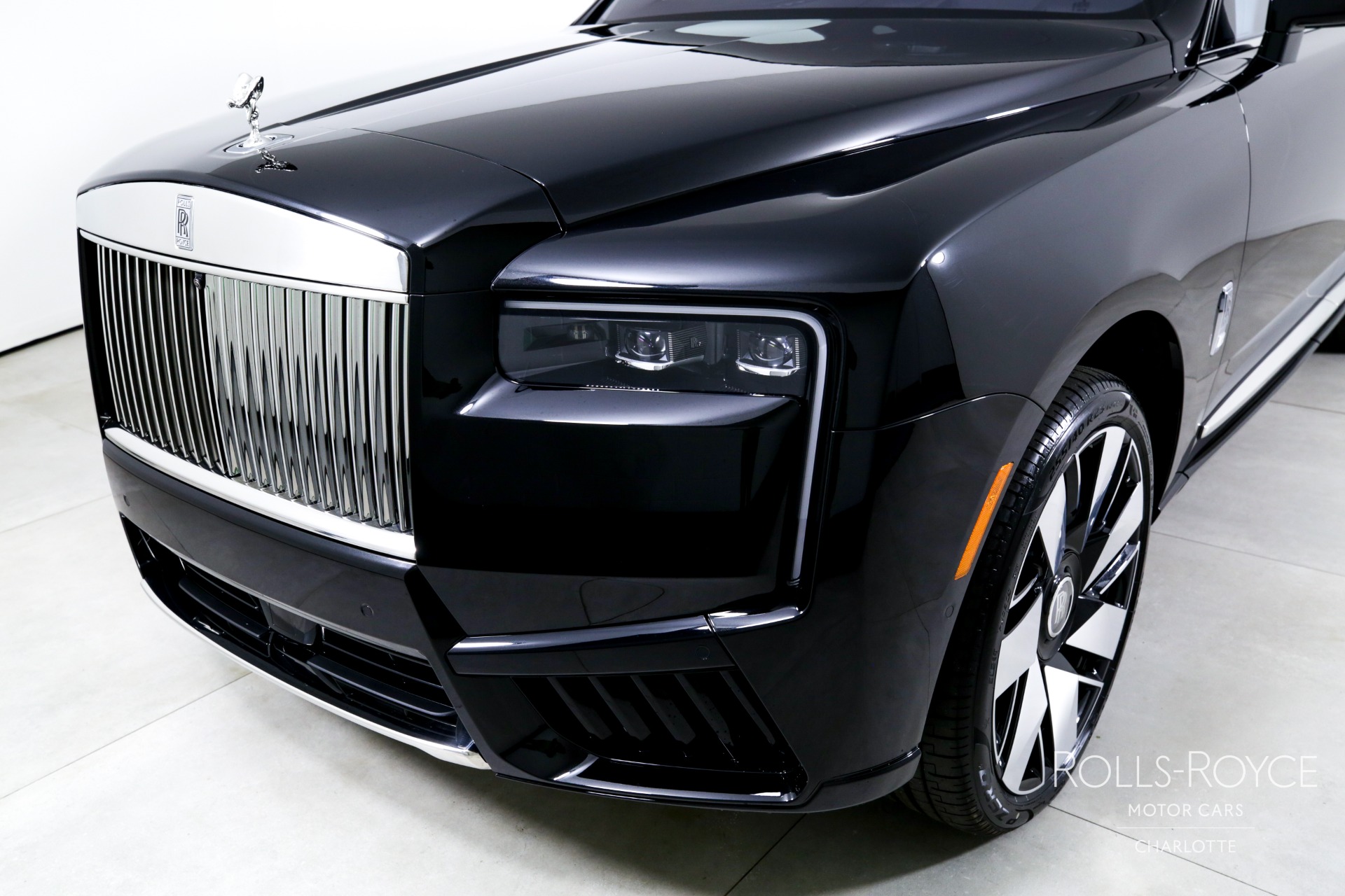New 2025 Rolls-Royce Cullinan | Charlotte, NC