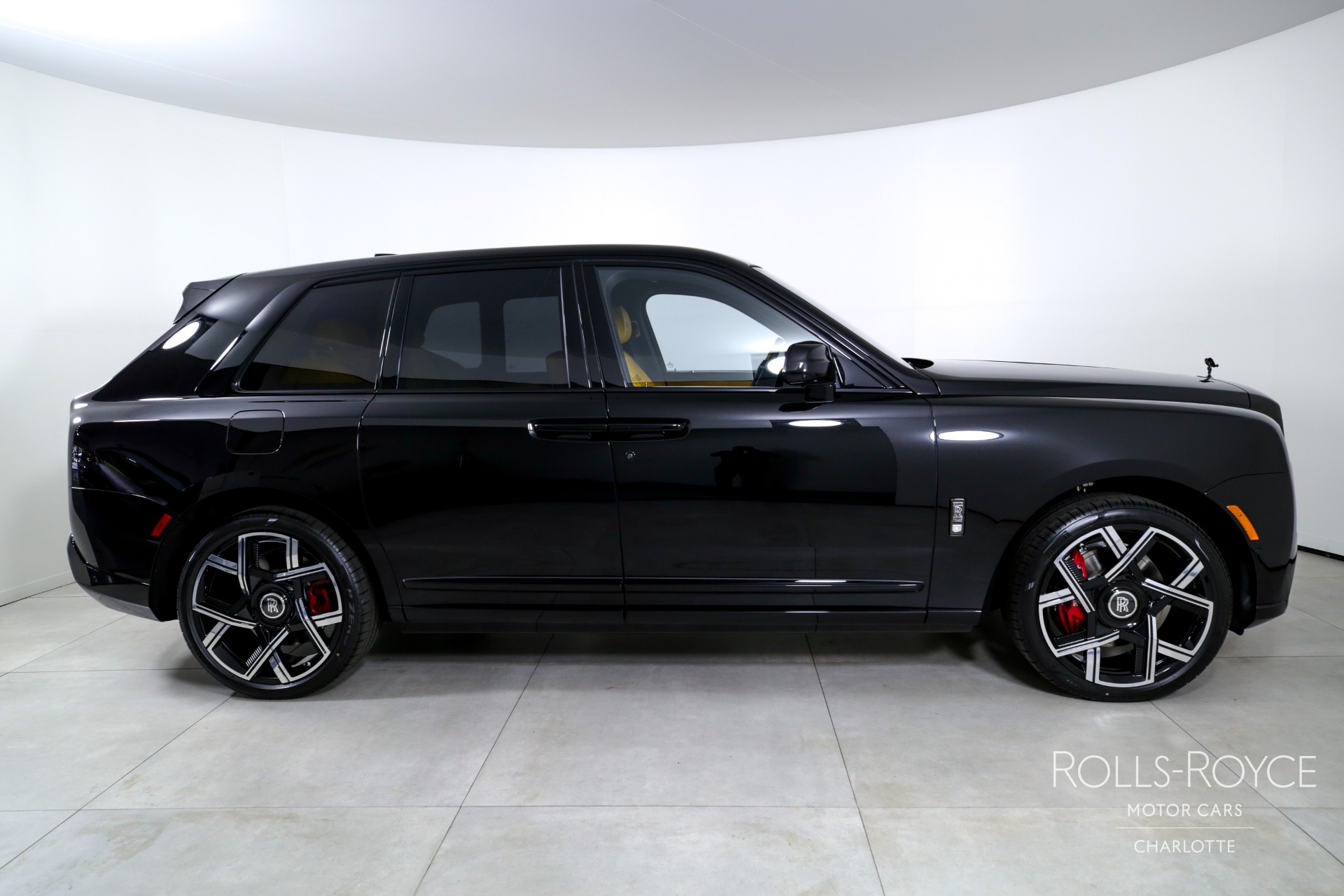 New 2025 Rolls-Royce Black Badge Cullinan | Charlotte, NC