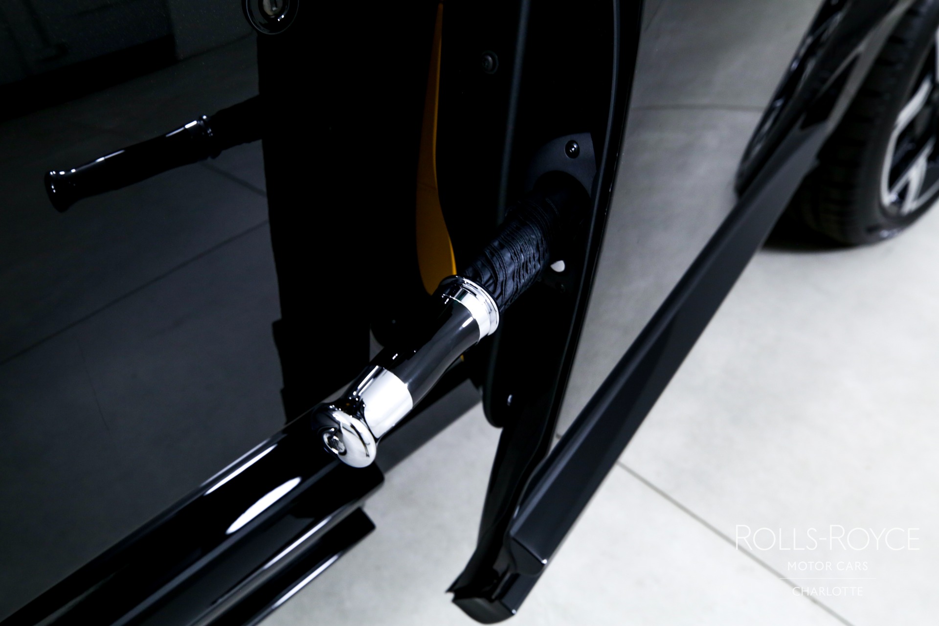 New 2025 Rolls-Royce Black Badge Cullinan | Charlotte, NC