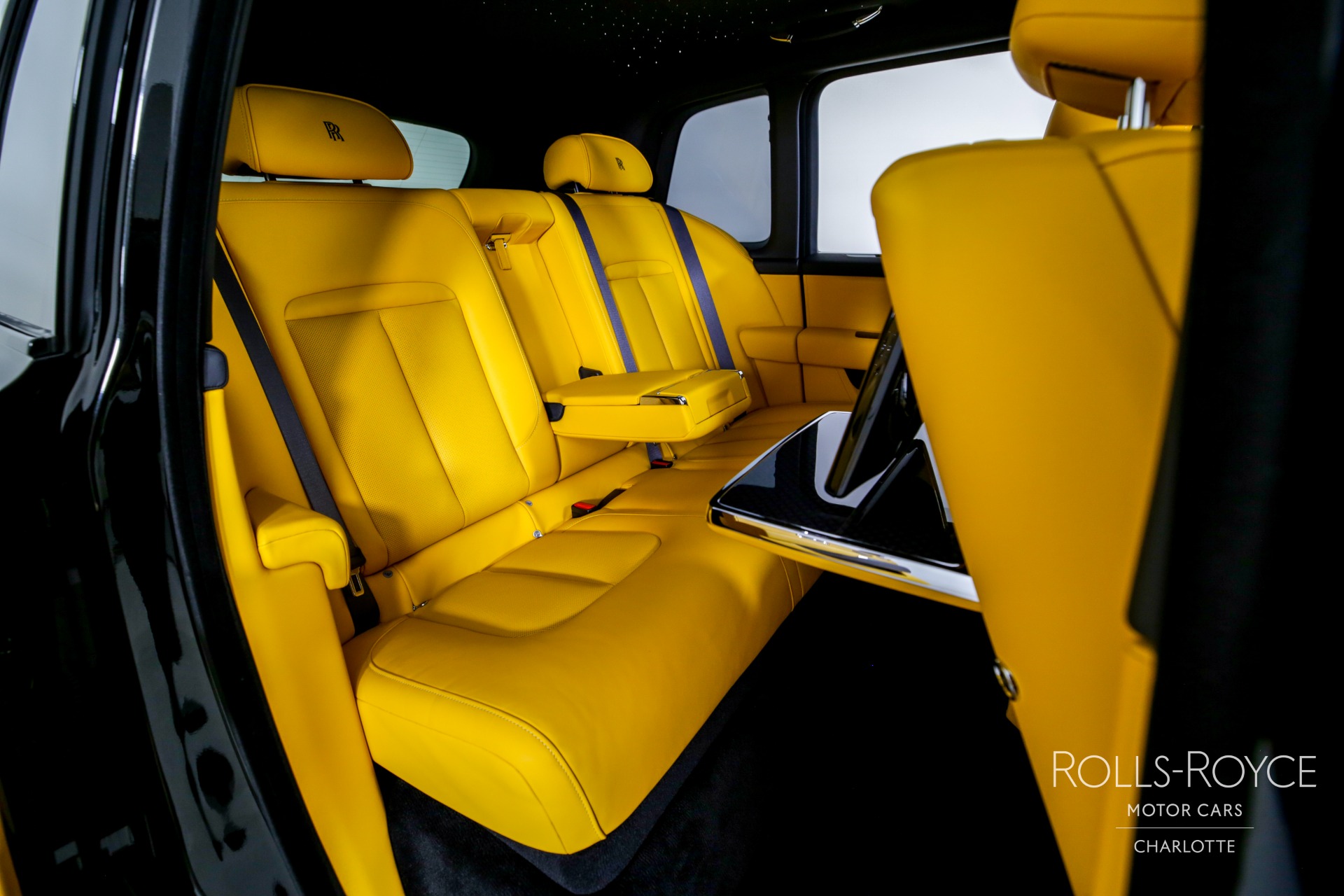 New 2025 Rolls-Royce Black Badge Cullinan | Charlotte, NC