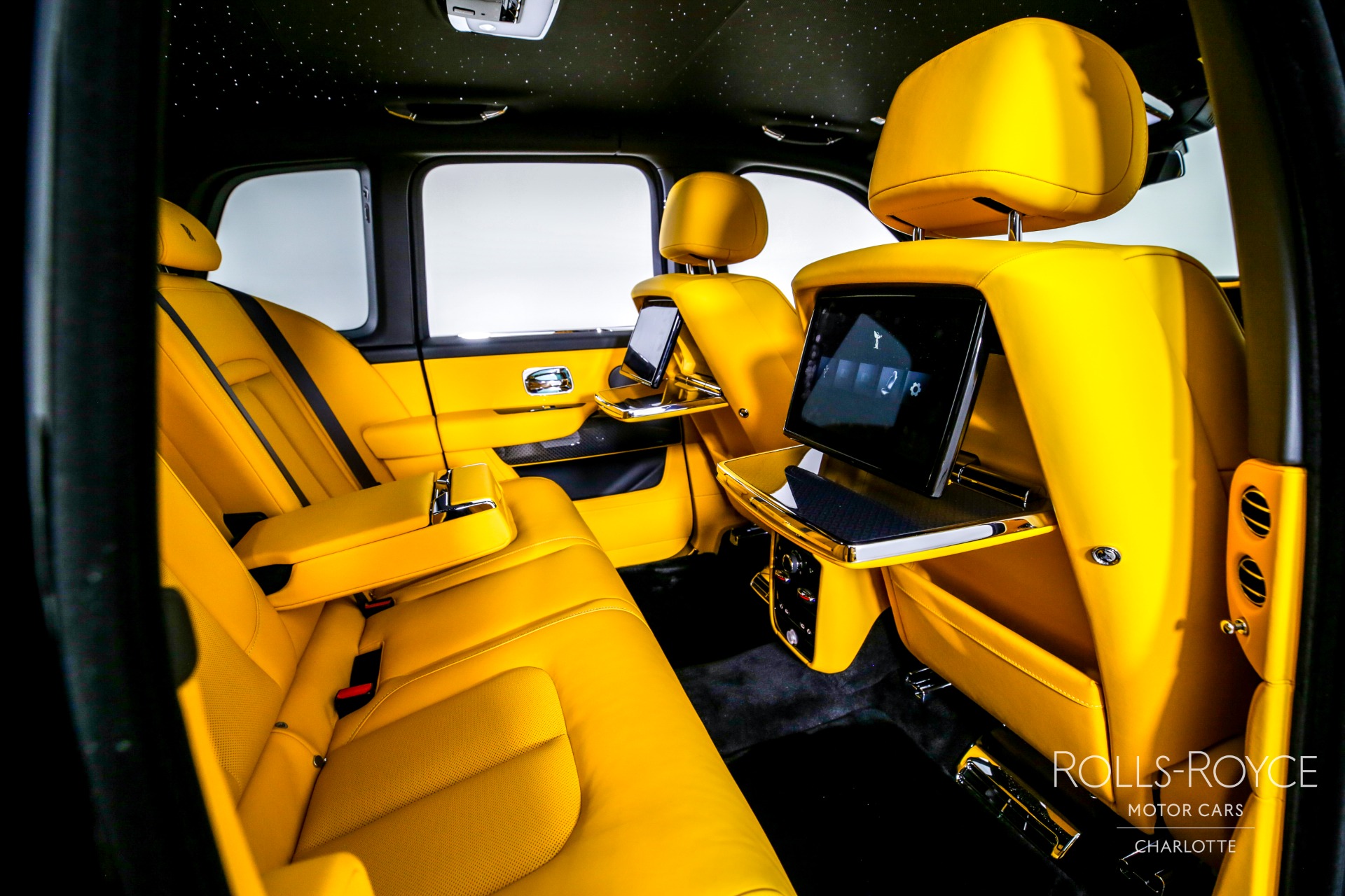 New 2025 Rolls-Royce Black Badge Cullinan | Charlotte, NC