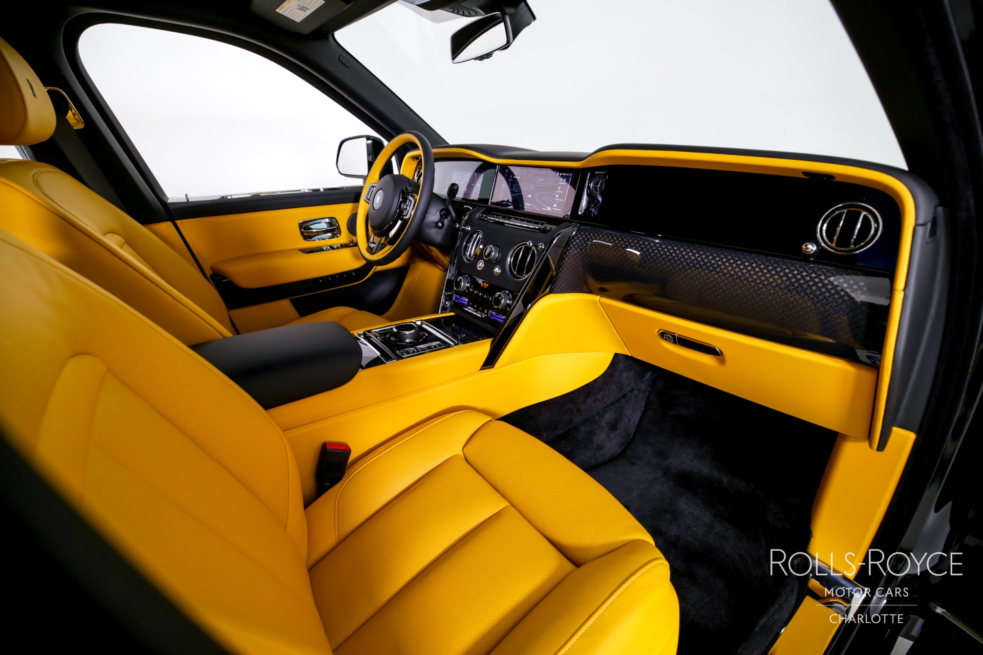 New 2025 Rolls-Royce Black Badge Cullinan | Charlotte, NC