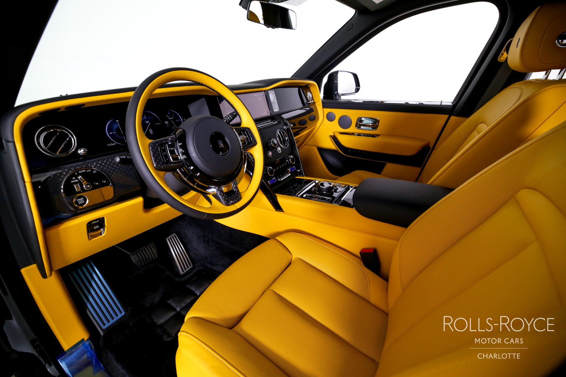 New 2025 Rolls-Royce Black Badge Cullinan | Charlotte, NC