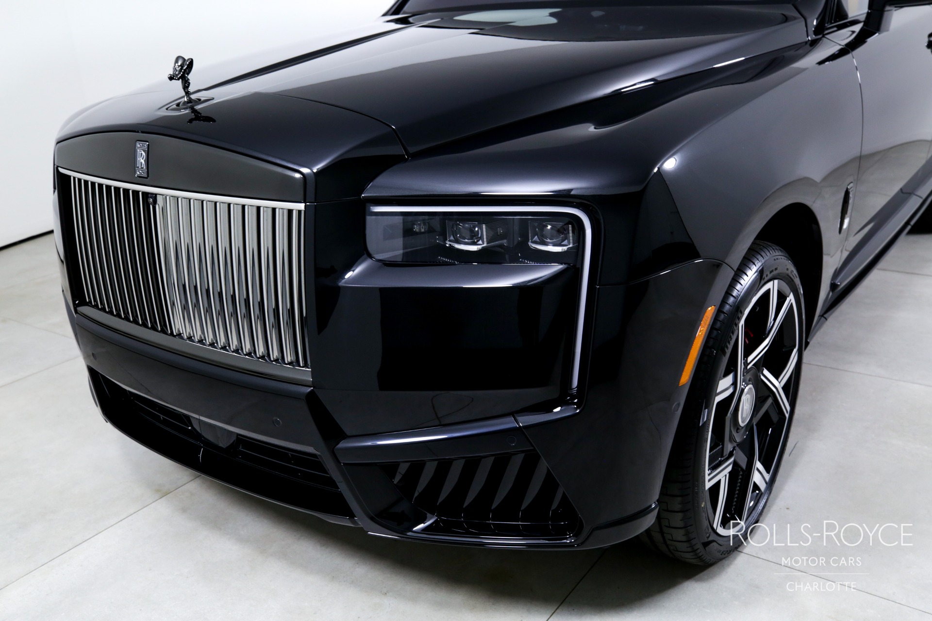 New 2025 Rolls-Royce Black Badge Cullinan | Charlotte, NC
