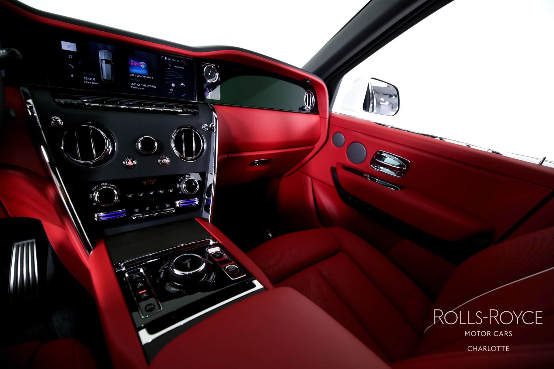 New 2025 Rolls-Royce Cullinan | Charlotte, NC