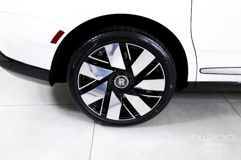 New-2025-Rolls-Royce-Cullinan
