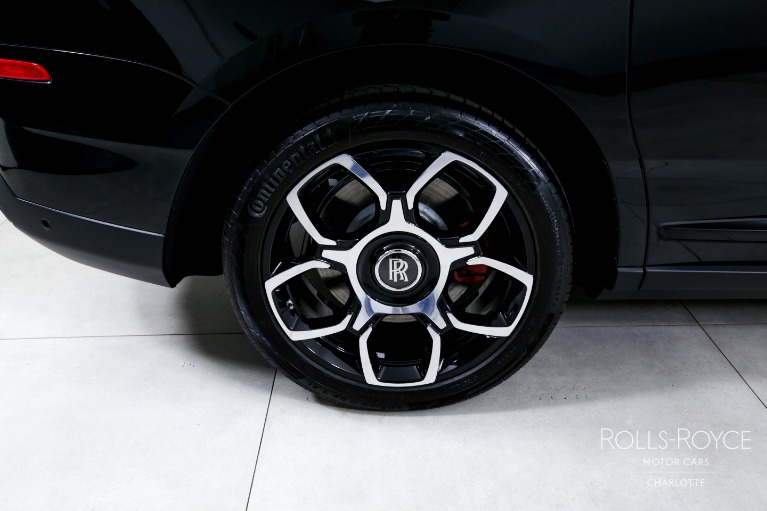 Used-2024-Rolls-Royce-Black-Badge-Cullinan