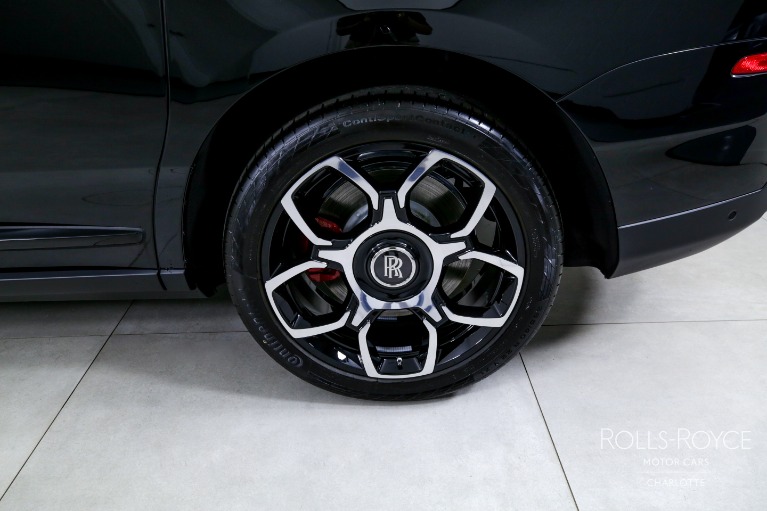 Used-2024-Rolls-Royce-Black-Badge-Cullinan