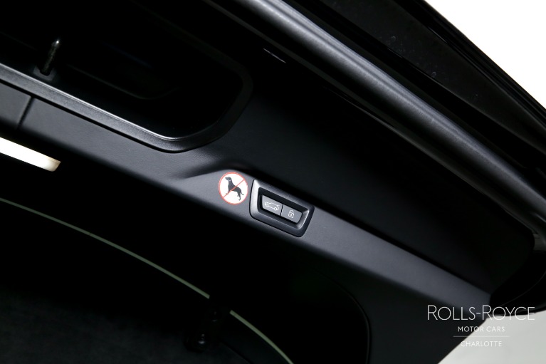 Used-2024-Rolls-Royce-Black-Badge-Cullinan