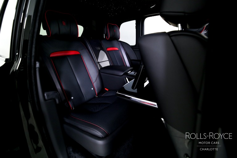 Used-2024-Rolls-Royce-Black-Badge-Cullinan