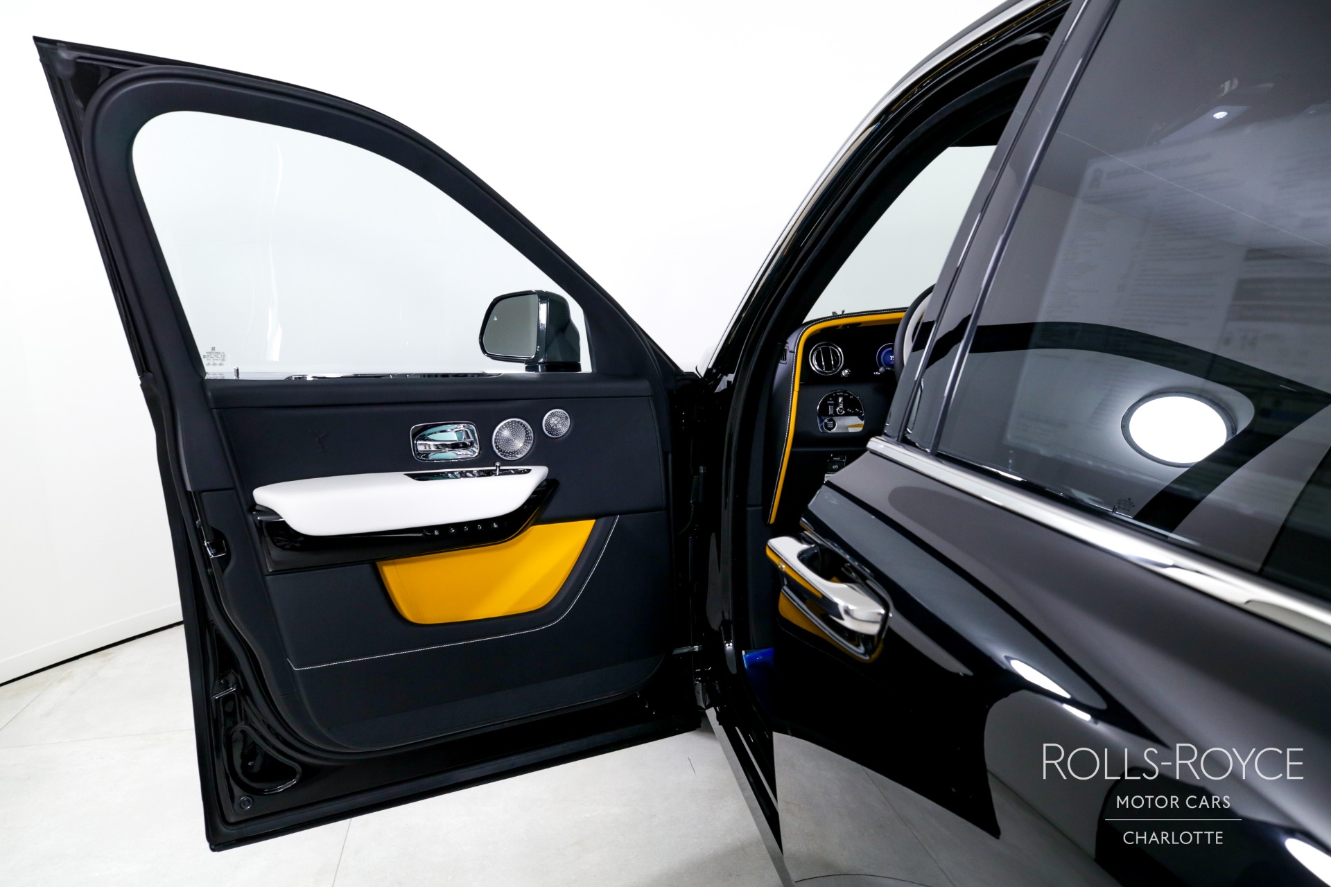 New 2025 Rolls-Royce Cullinan | Charlotte, NC