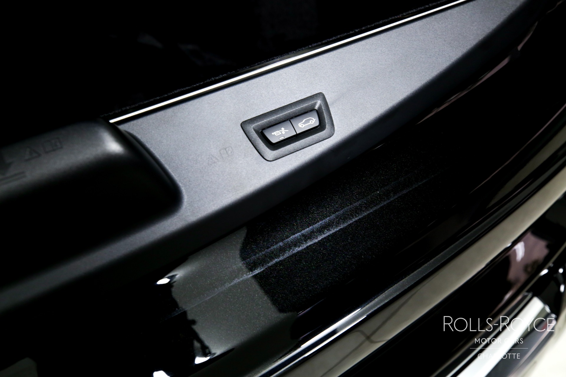 New 2025 Rolls-Royce Cullinan | Charlotte, NC