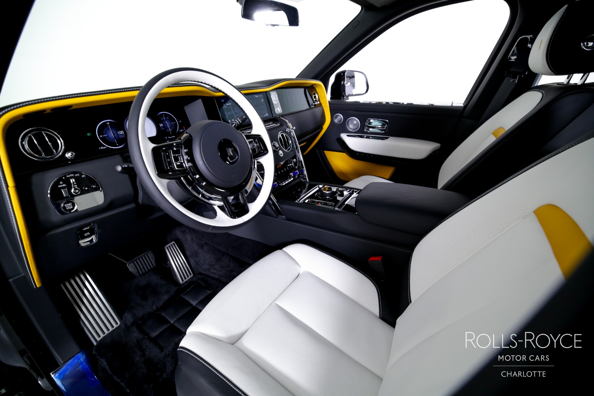 New 2025 Rolls-Royce Cullinan | Charlotte, NC