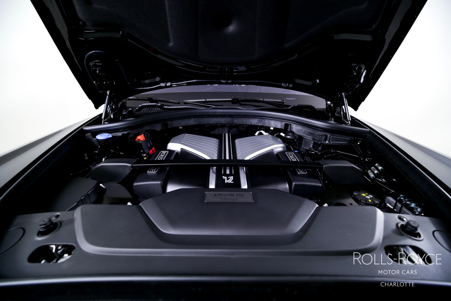 New 2025 Rolls-Royce Cullinan | Charlotte, NC