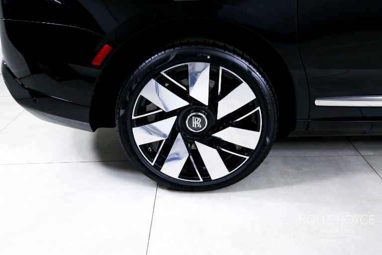 New-2025-Rolls-Royce-Cullinan