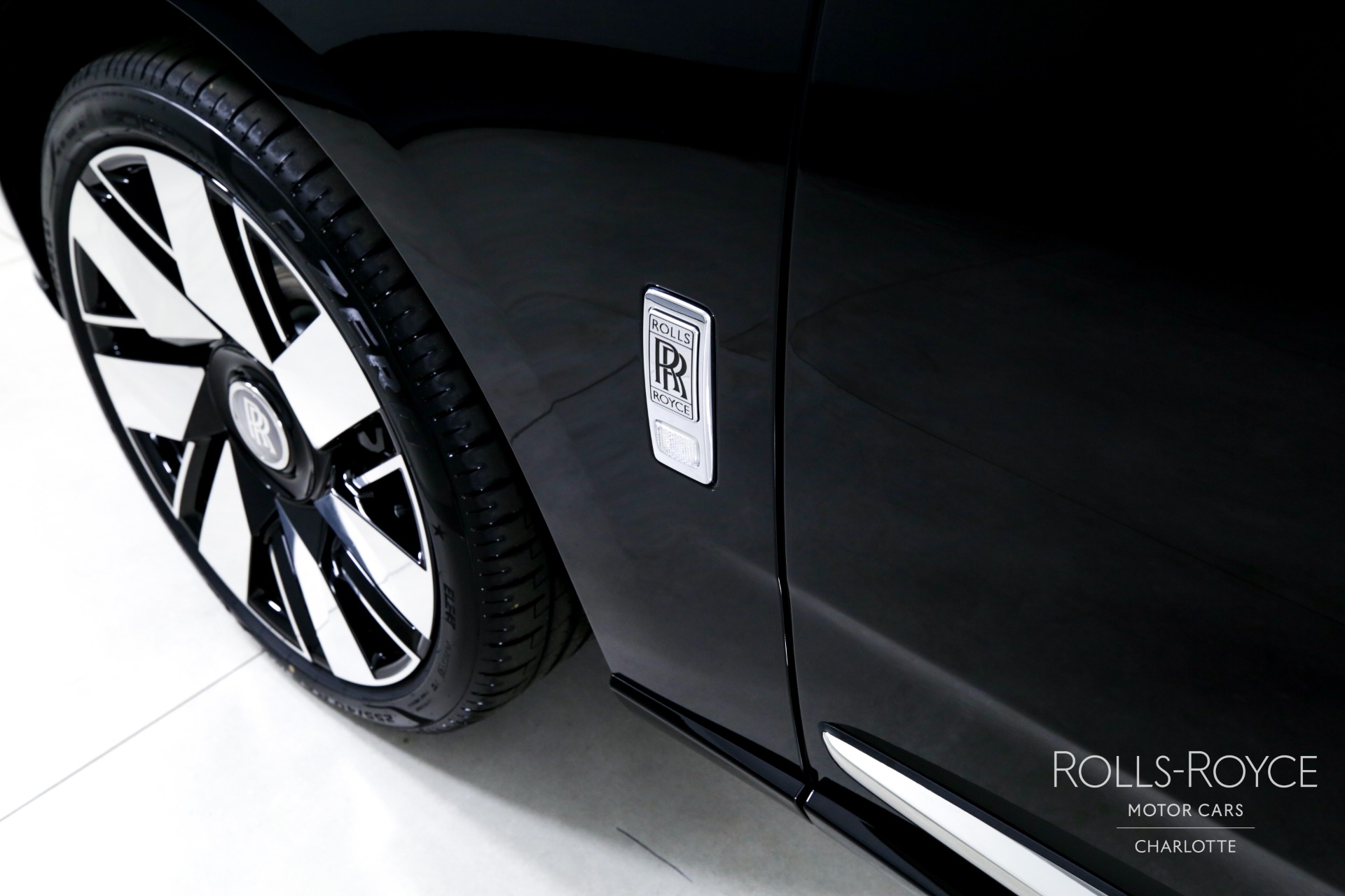 New 2025 Rolls-Royce Cullinan | Charlotte, NC