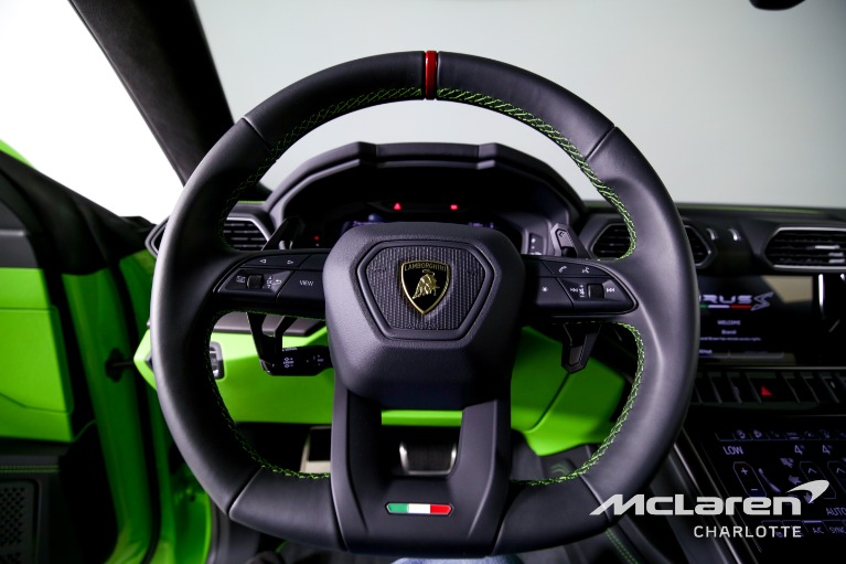 Used-2024-Lamborghini-Urus-S
