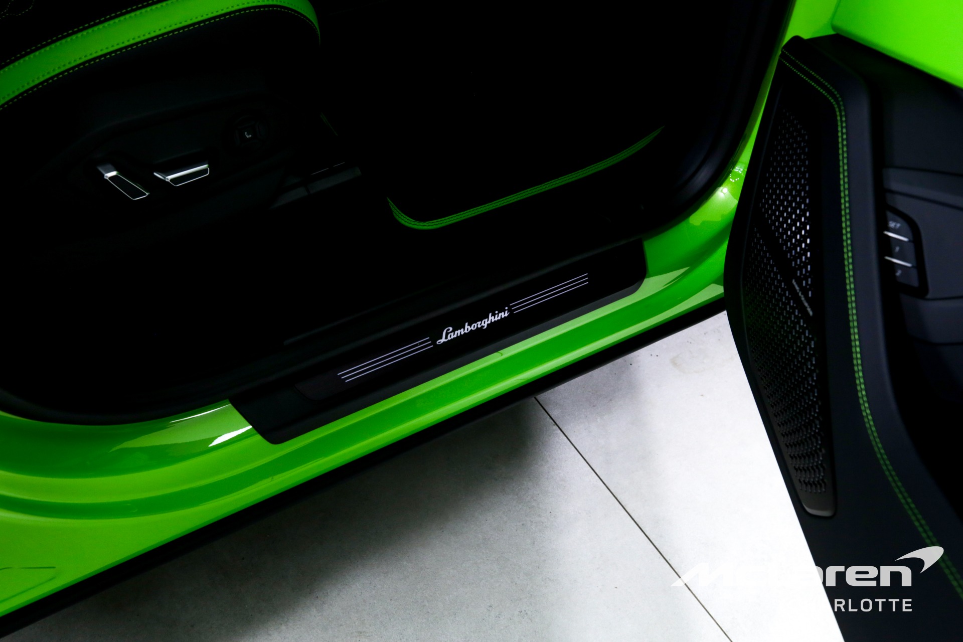 Used 2024 Lamborghini Urus S | Charlotte, NC