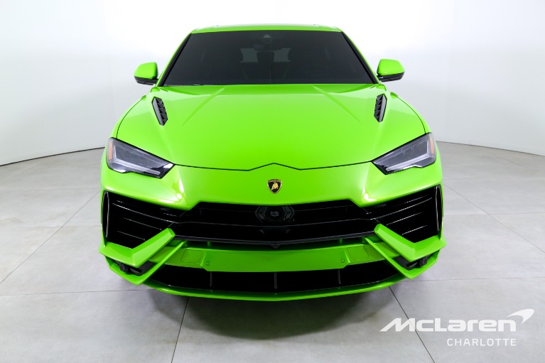 Used-2024-Lamborghini-Urus-S