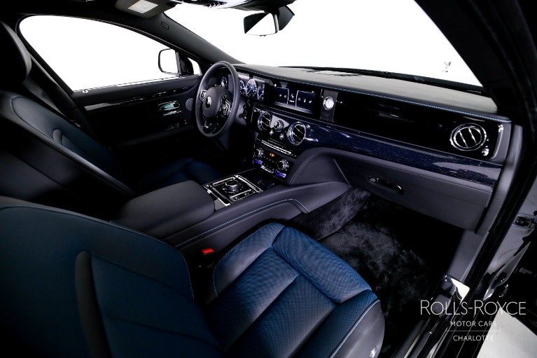 Used-2024-Rolls-Royce-Ghost