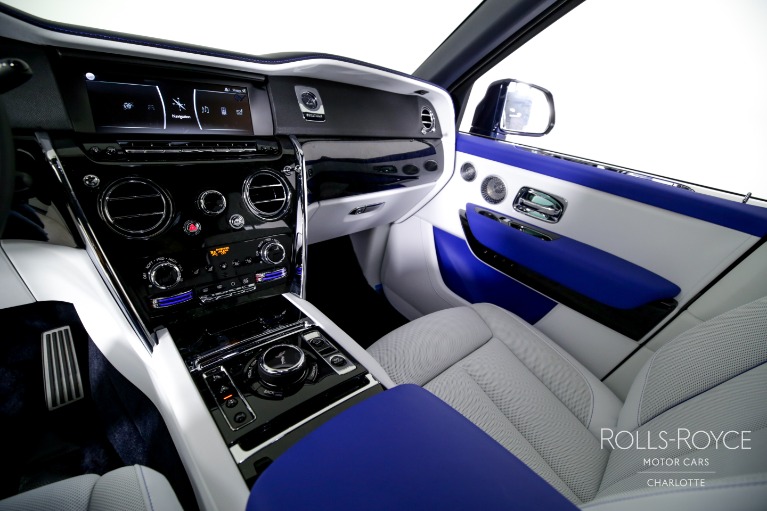 Used-2024-Rolls-Royce-Cullinan