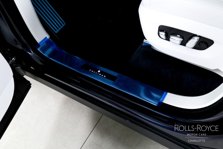 Used-2024-Rolls-Royce-Cullinan