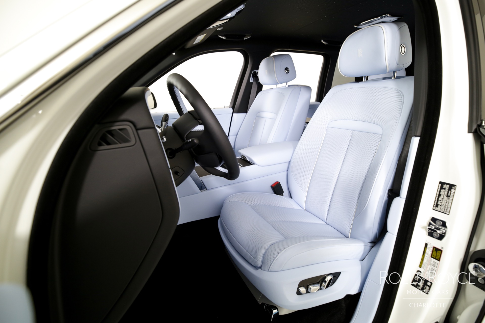 New 2025 Rolls-Royce Cullinan | Charlotte, NC