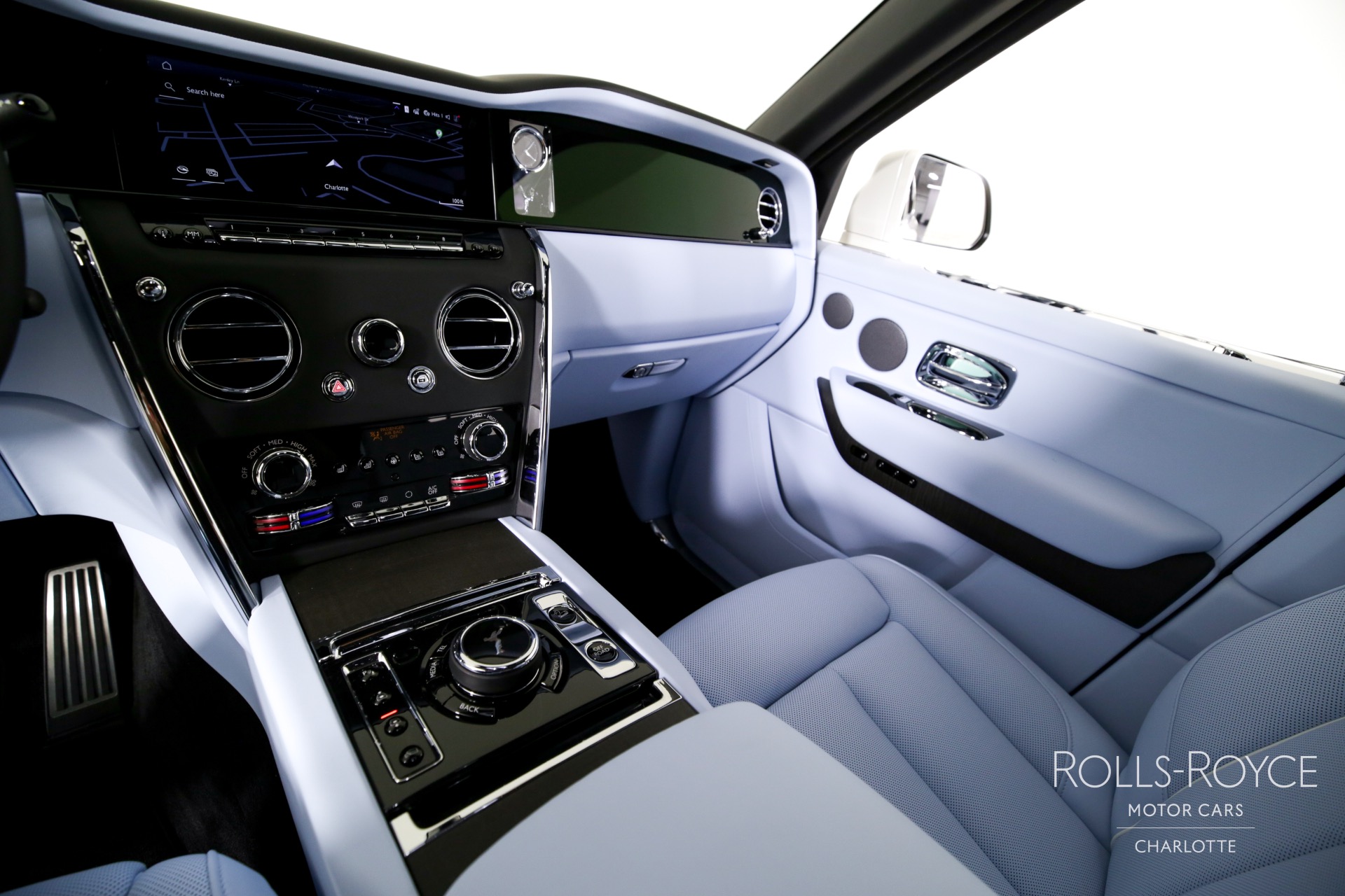 New 2025 Rolls-Royce Cullinan | Charlotte, NC
