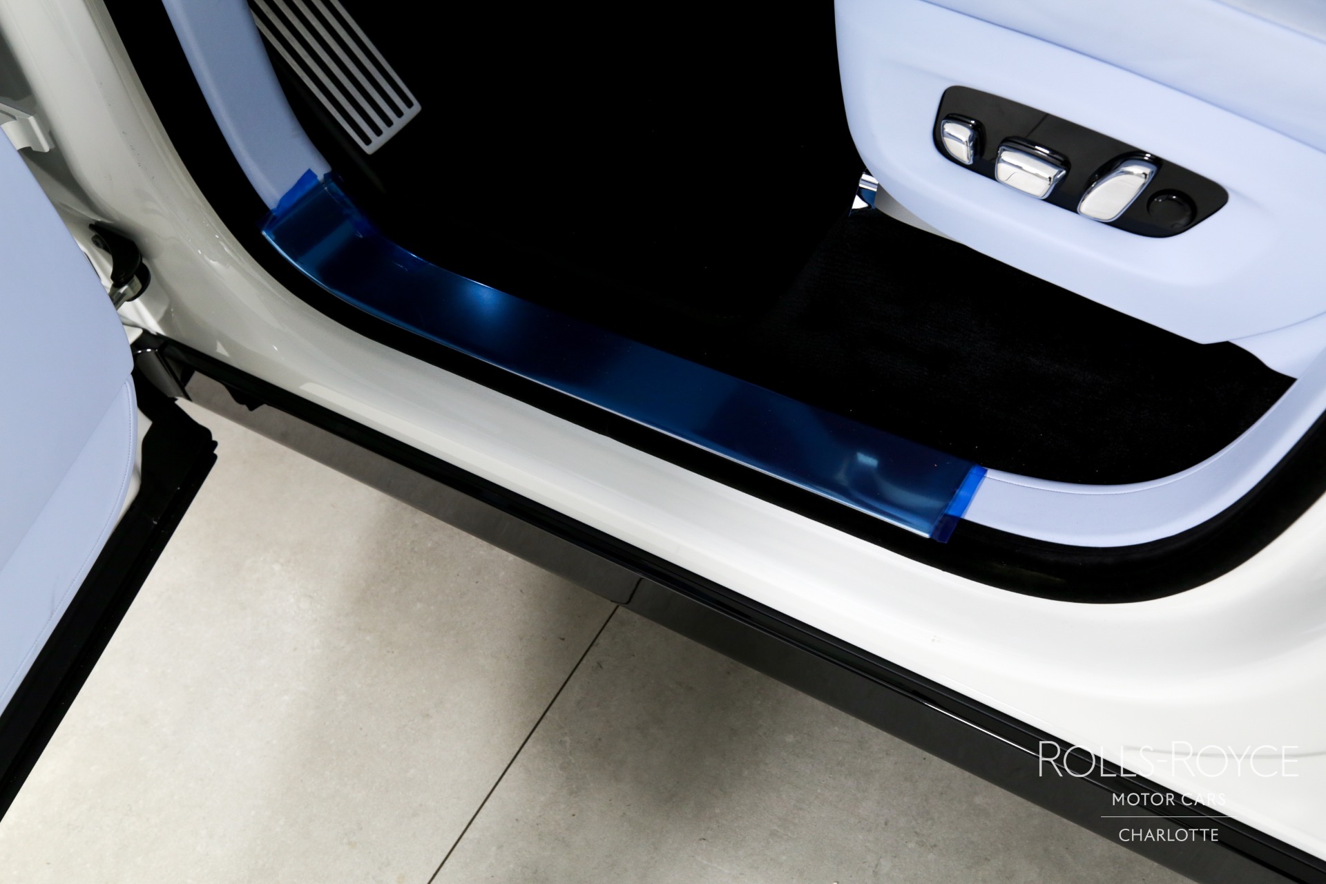New 2025 Rolls-Royce Cullinan | Charlotte, NC