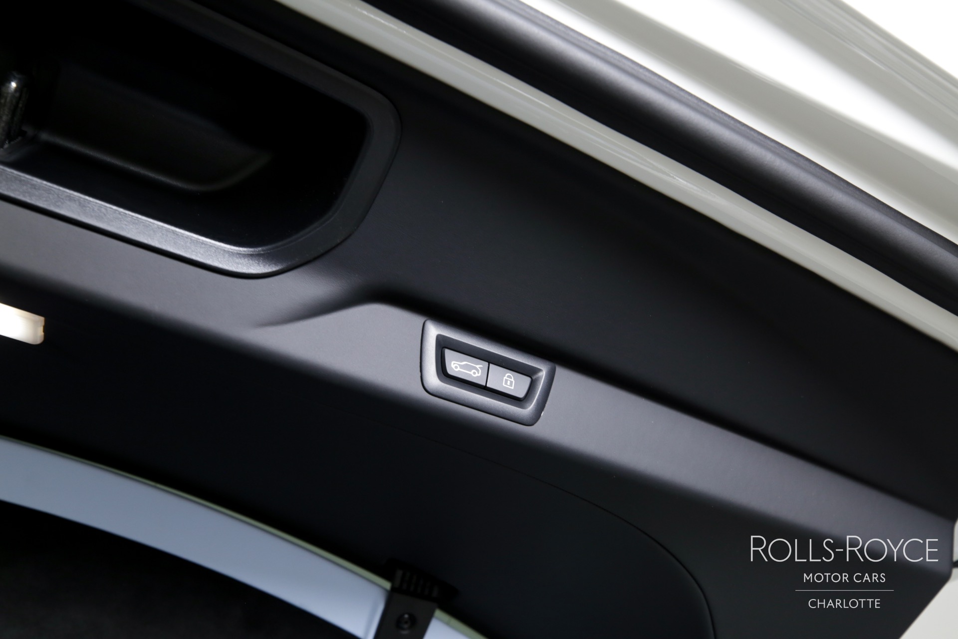 New 2025 Rolls-Royce Cullinan | Charlotte, NC