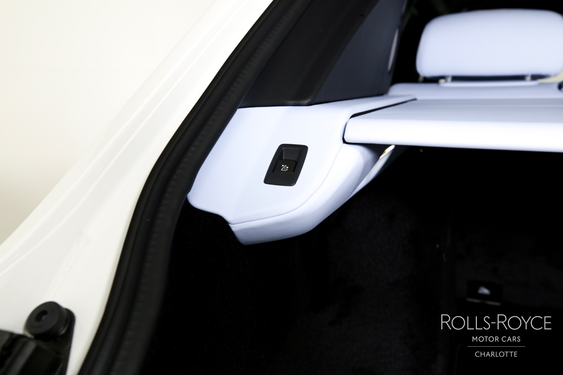 New 2025 Rolls-Royce Cullinan | Charlotte, NC