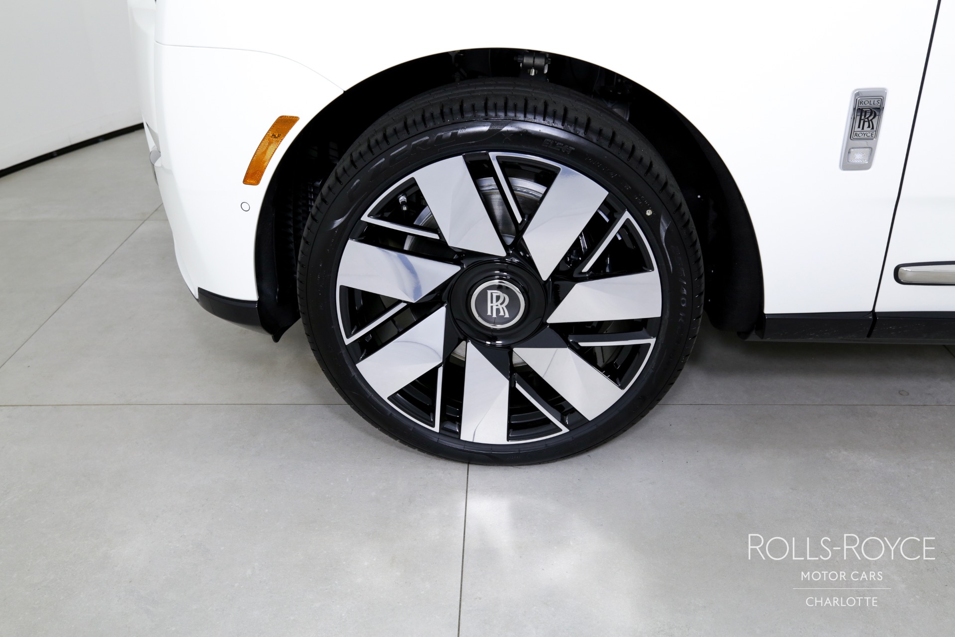 New 2025 Rolls-Royce Cullinan | Charlotte, NC