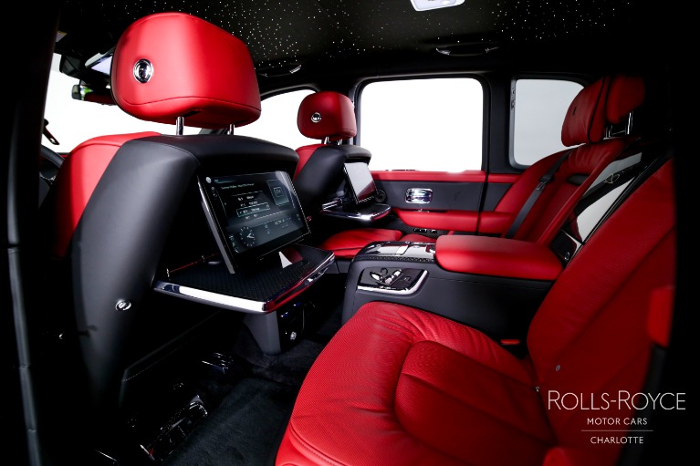 Used-2024-Rolls-Royce-Black-Badge-Cullinan