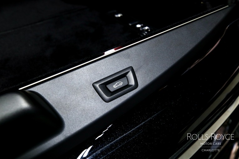 Used-2024-Rolls-Royce-Black-Badge-Cullinan