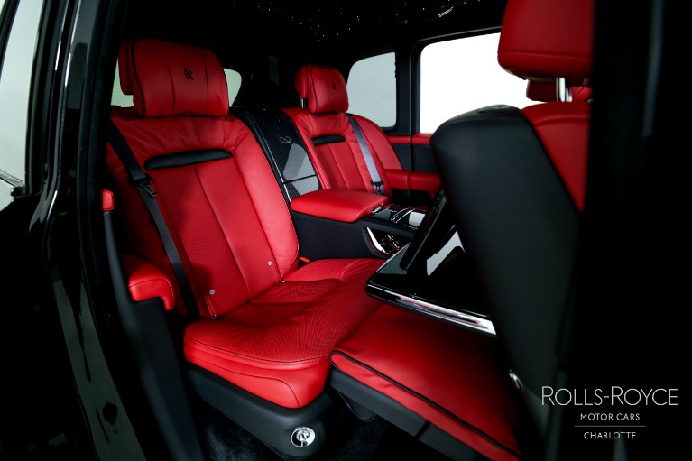 Used-2024-Rolls-Royce-Black-Badge-Cullinan