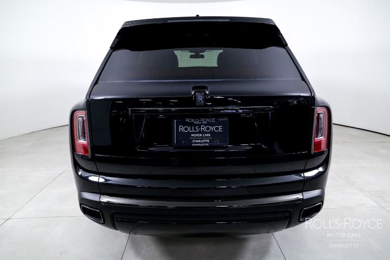 Used-2024-Rolls-Royce-Black-Badge-Cullinan