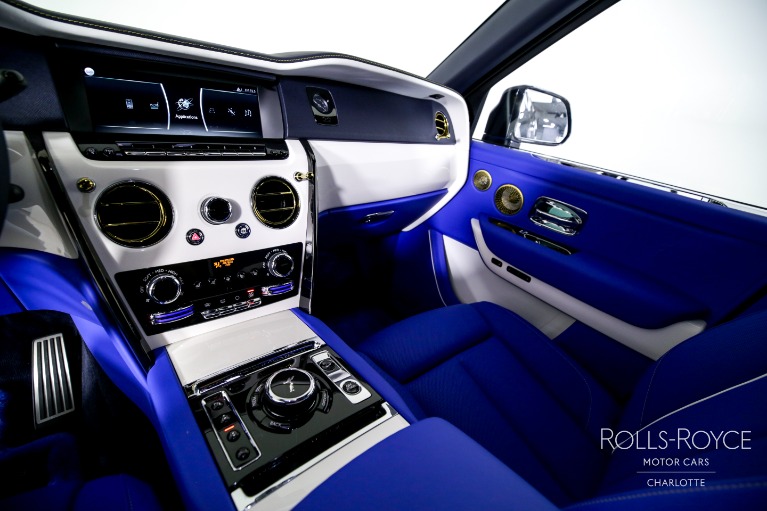 Used-2024-Rolls-Royce-Black-Badge-Cullinan