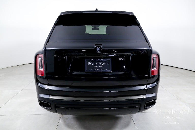 Used-2024-Rolls-Royce-Black-Badge-Cullinan