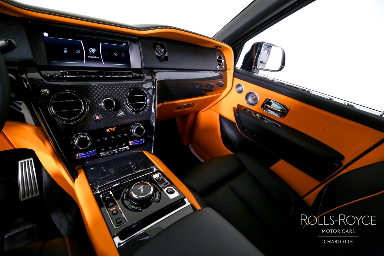 Used-2024-Rolls-Royce-Black-Badge-Cullinan