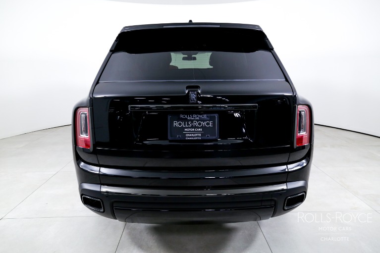 Used-2024-Rolls-Royce-Black-Badge-Cullinan