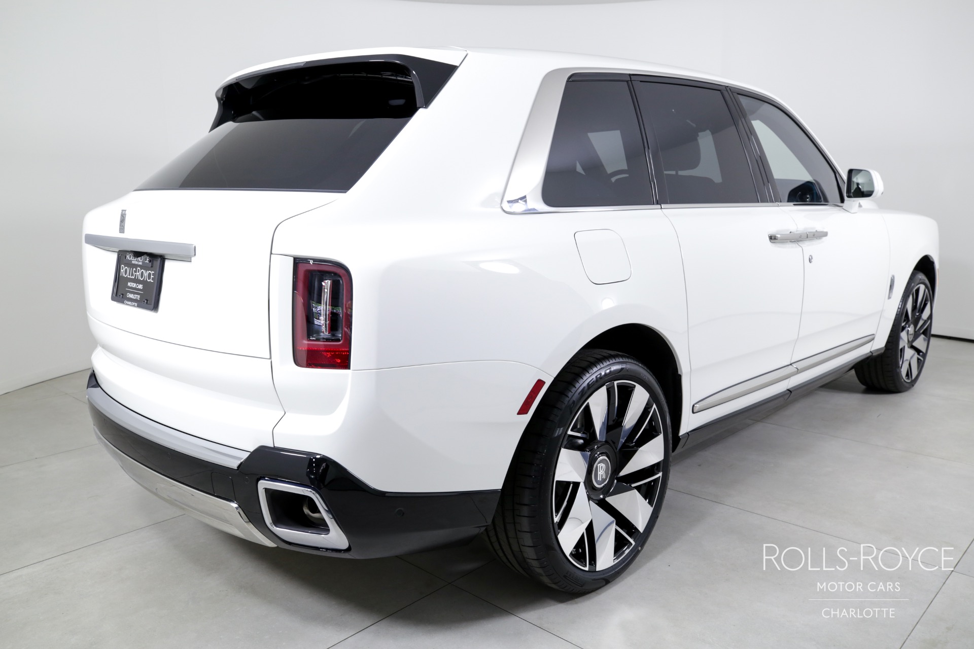 New 2025 Rolls-Royce Cullinan | Charlotte, NC