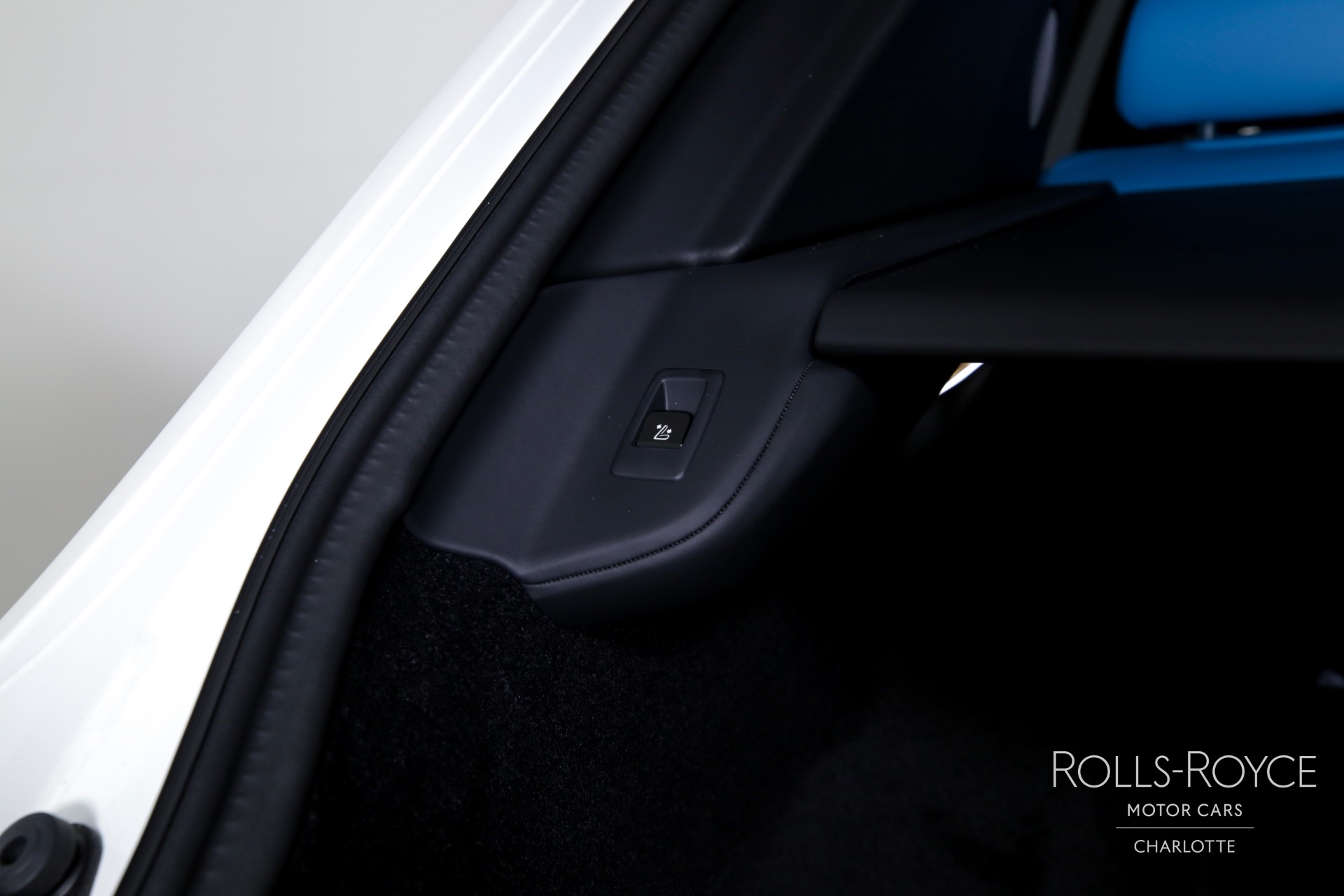 New 2025 Rolls-Royce Cullinan | Charlotte, NC