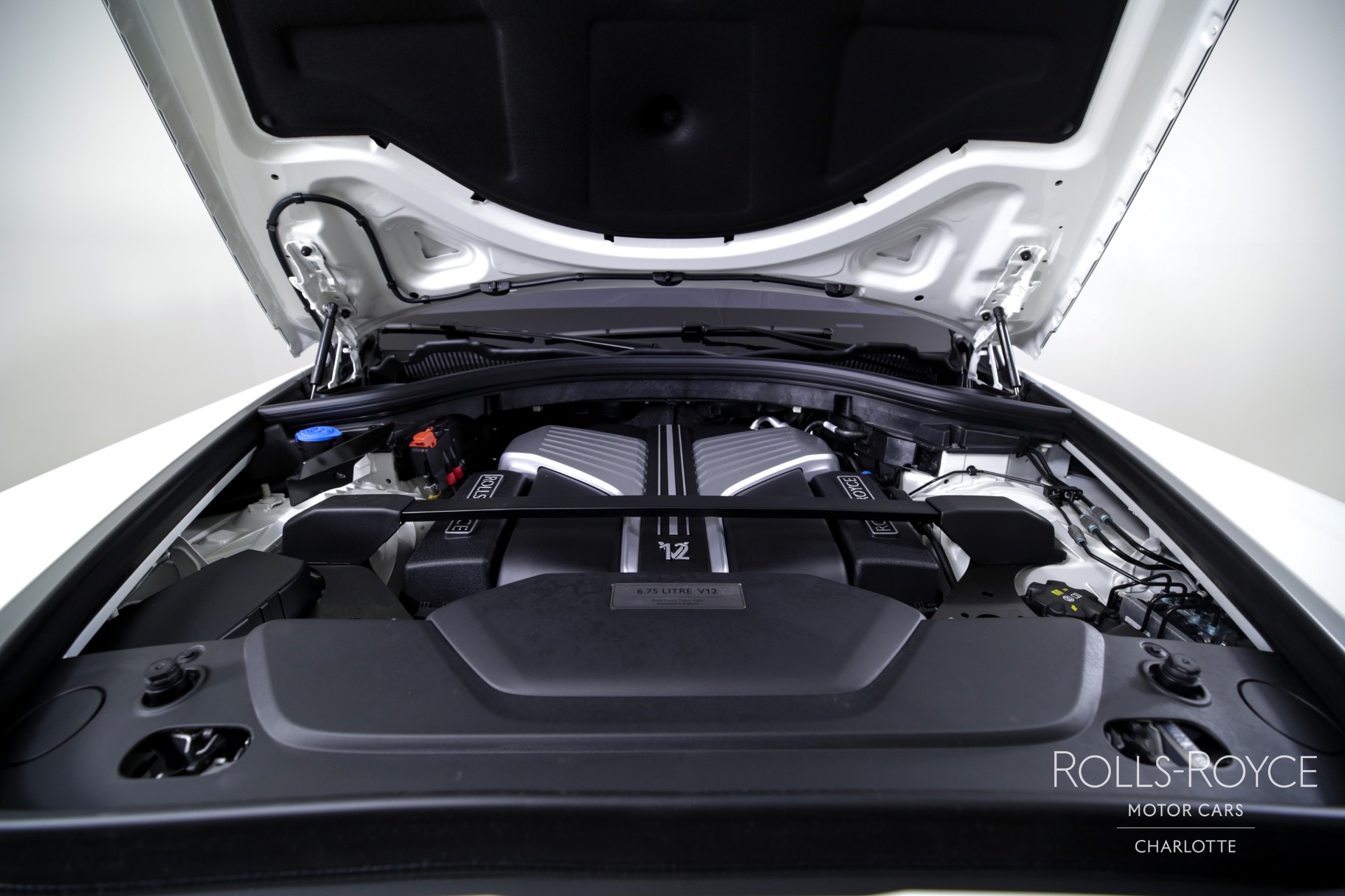 New 2025 Rolls-Royce Cullinan | Charlotte, NC