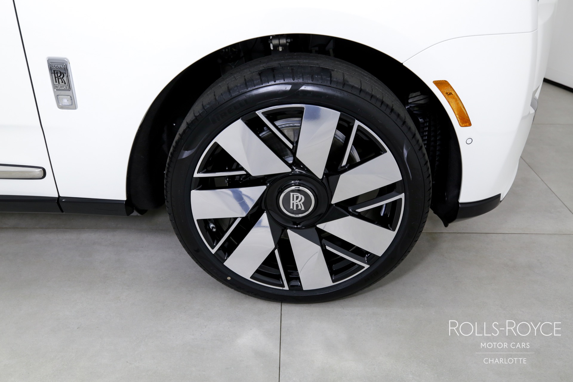 New 2025 Rolls-Royce Cullinan | Charlotte, NC