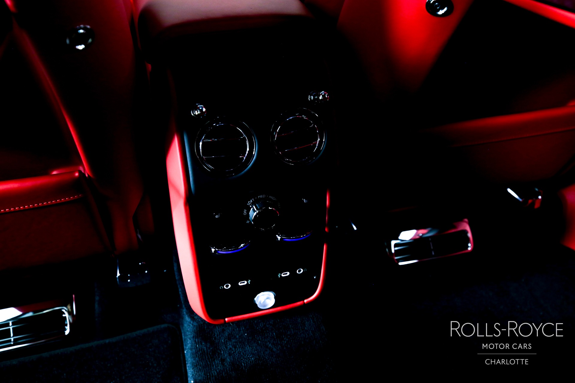 New 2025 Rolls-Royce Cullinan | Charlotte, NC